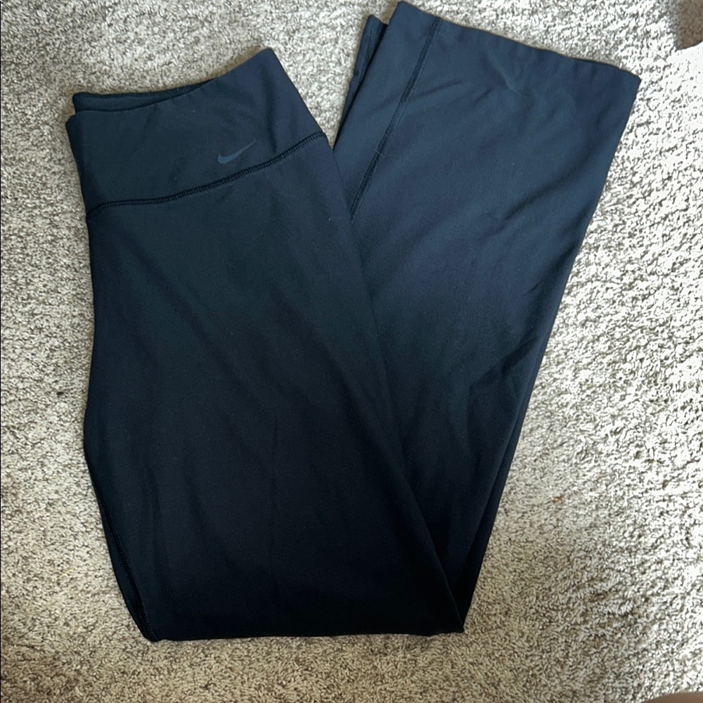Nike Women's Black Yoga Pants